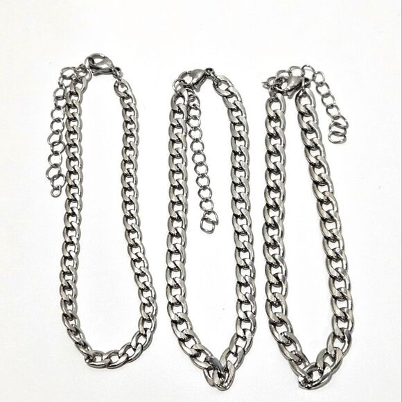 Set of 3 Stainless Steel, curb link, bracelets. - Picture 1 of 7